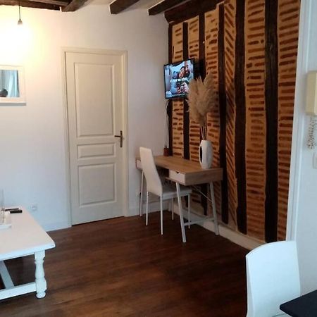 Meuble Tourisme Classe 1 Etoile - Coeur De Ville Quartier Cathedrale Tours Ngoại thất bức ảnh
